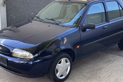 Ford Fiesta 45.000 km 2.000 &euro; Aachen 52070