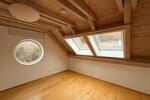 Einfamilienhaus Essenbach - 6 Zimmer, 180 m&sup2;, 2.250&euro; | Angebot:26102327