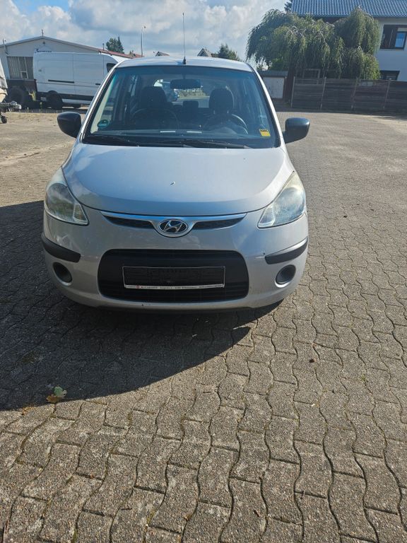 i10