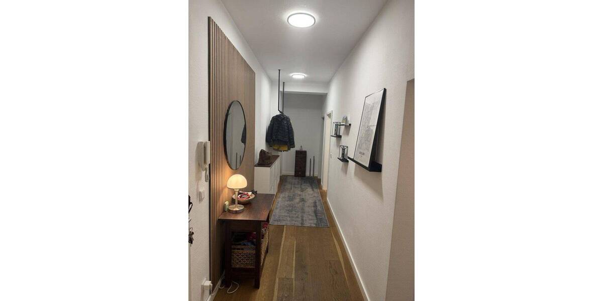 Etagenwohnung Düsseldorf Düsseltal - 3 Zimmer, 100 m&sup2;, 1.800&euro; | Angebot:26805160