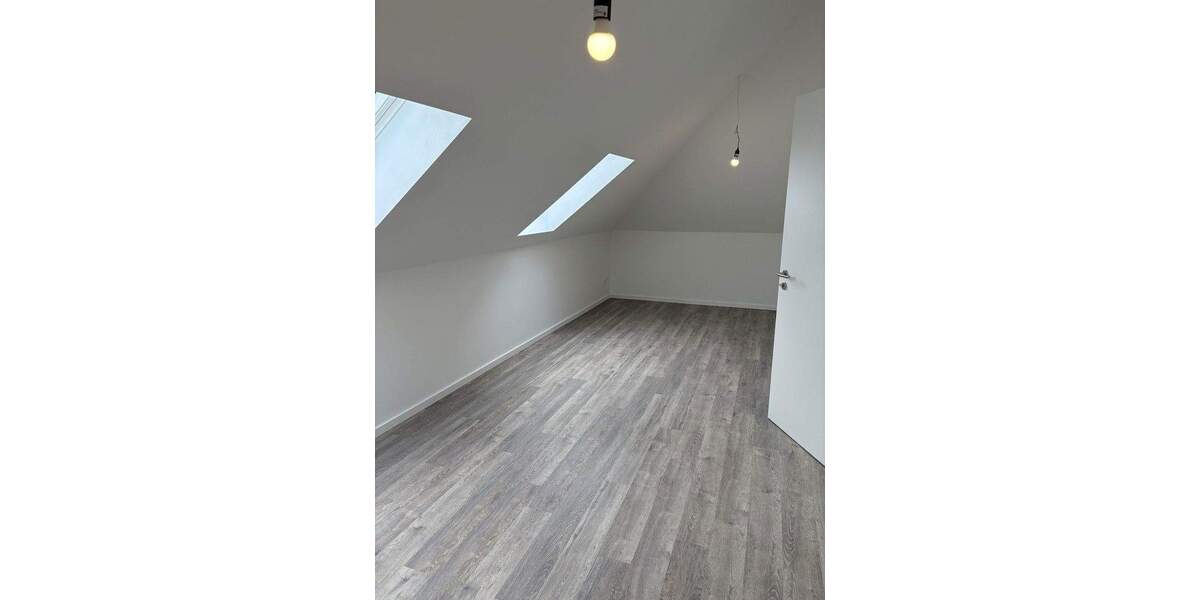 NEUBAU Erstbezug 2 Zimmer 67,5m² Dachgeschoss Wohnung hohe Decken ab sofort frei zu vermieten Berlin 2 zimmer