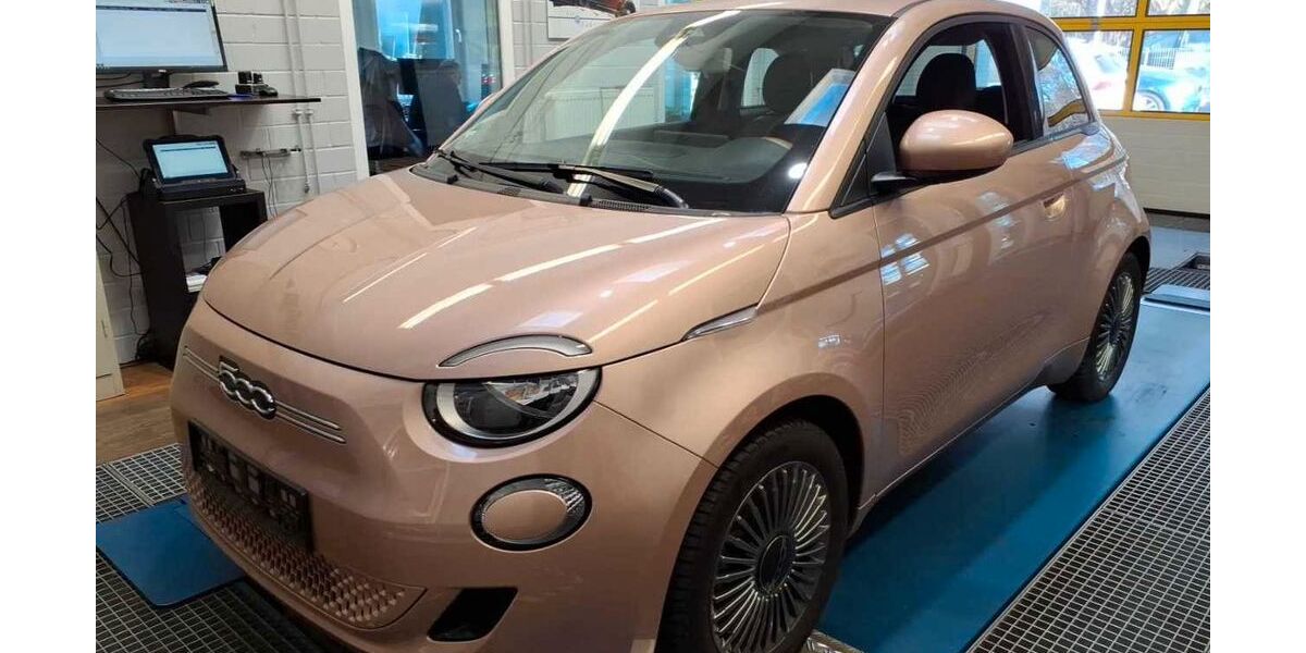 Fiat 500e 38.885 km 17.995 &euro; Schlüchtern 36381