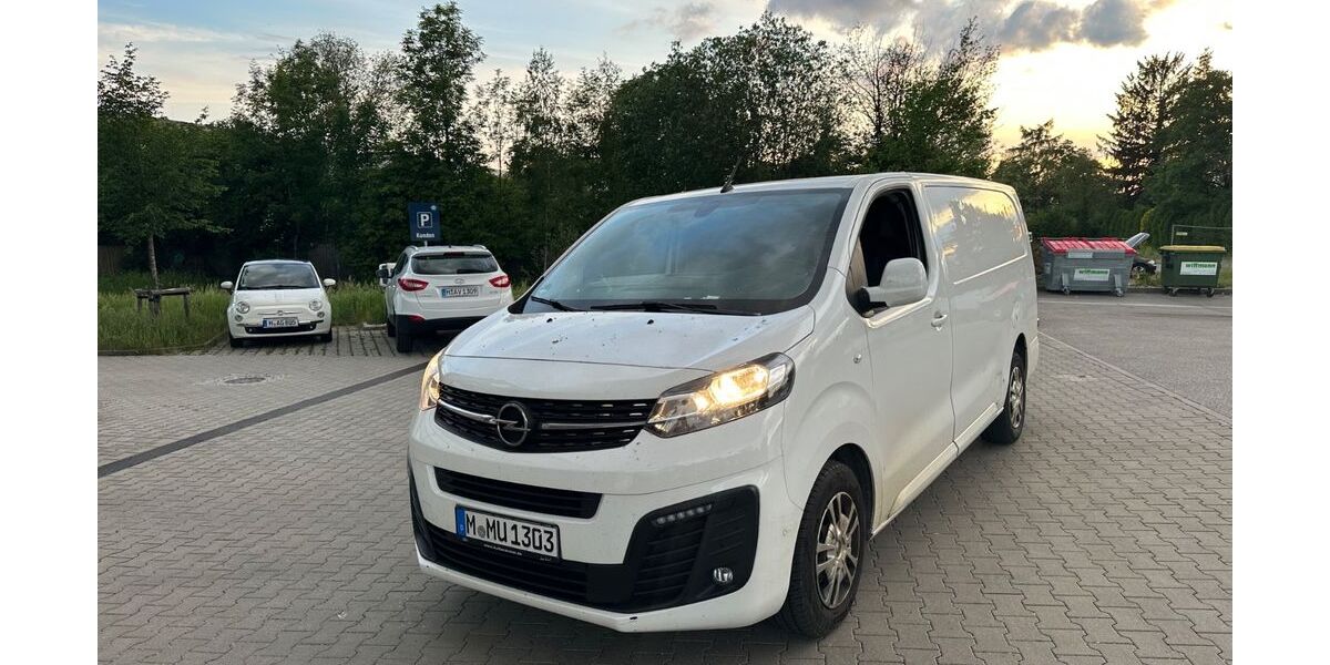 Opel Vivaro 184.000 km 7.500 &euro; München 81929