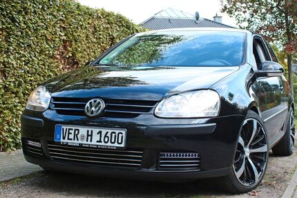 VW Golf 230.000 km 1.999 € Verden 27283