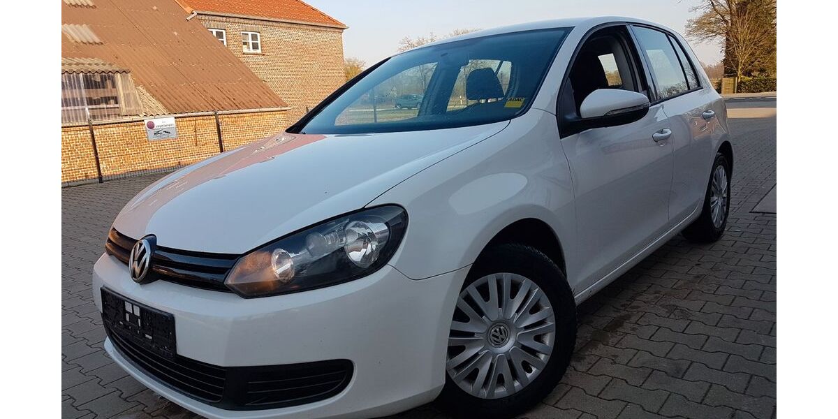 VW Golf 147.000 km 4.980 &euro; Westoverledingen 26810