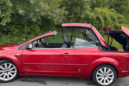 Ford Focus 185.000 km 3.500 &euro; Lengenfeld 08485