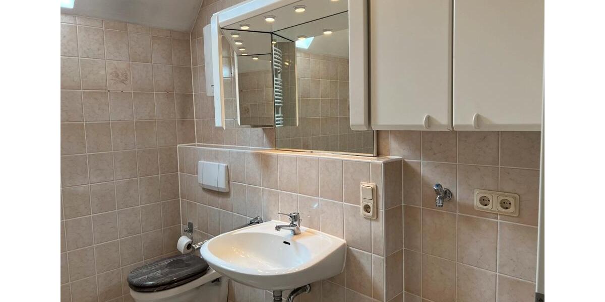 Dachgeschoßwohnung Bitburg - 3 Zimmer, 99 m&sup2;, 950&euro; | Angebot:26420941