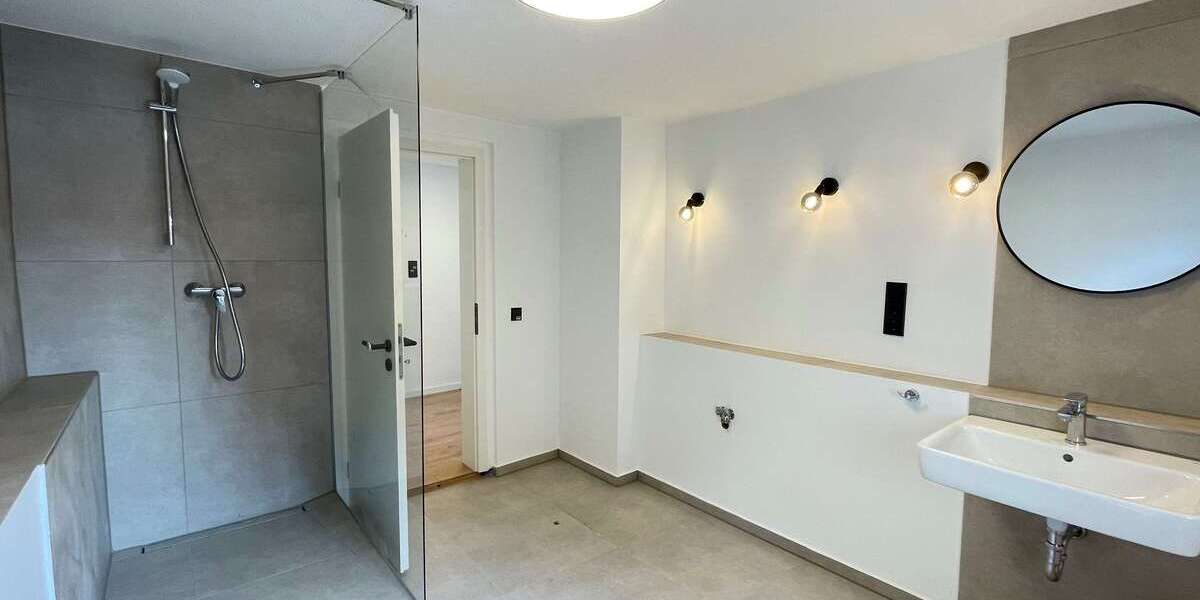 Etagenwohnung Horn-Millinghausen Millinghausen - 3.5 Zimmer, 85 m&sup2;, 760&euro; | Angebot:24998480