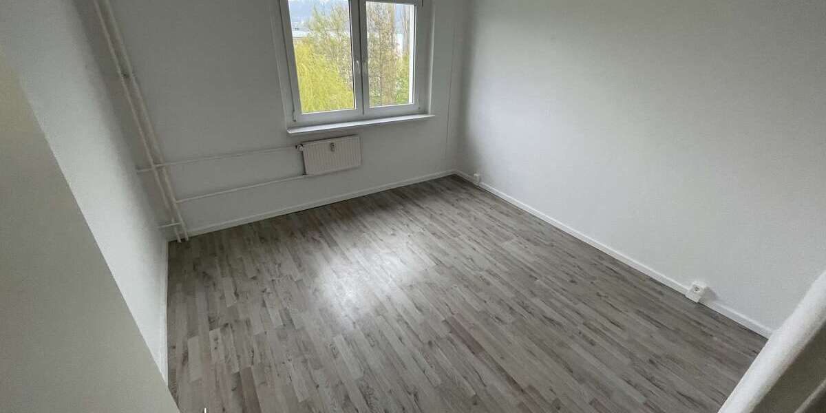 Etagenwohnung Wutha Farnroda - 3 Zimmer, 61 m&sup2;, 60.000&euro; | Angebot:26348455