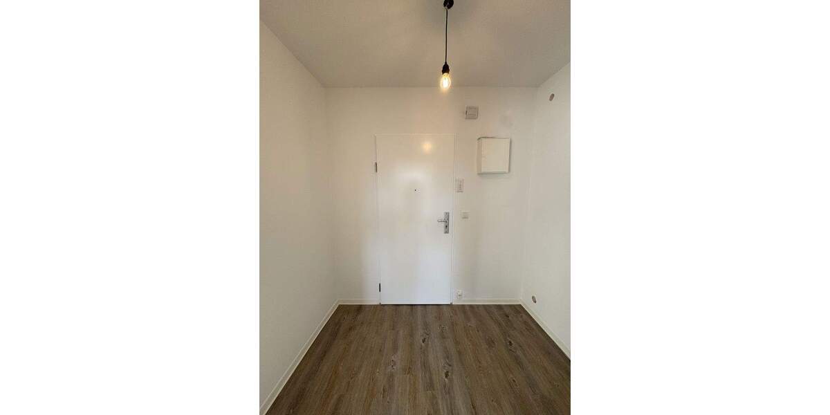 Endlich mal selbst investieren! - Faktor 18-19 Provisionsfreie, SanierteRenovierte 1-Zimmer Wohnung 1 zimmer