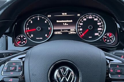 VW Touareg 170.800 km 16.500 &euro; Edewecht 26188