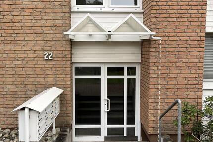 Helle Dachgeschosswohnung mit Tiefgaragenstellplatz 2 zimmer