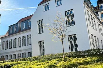 Wohnung Flensburg Altstadt - 2 Zimmer, 65 m&sup2;, 758&euro; | Angebot:26380673