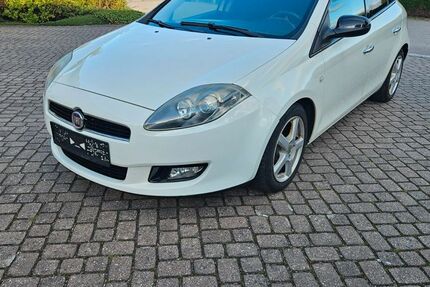 Fiat Bravo 142.000 km 2.300 € Rosenheim 83026