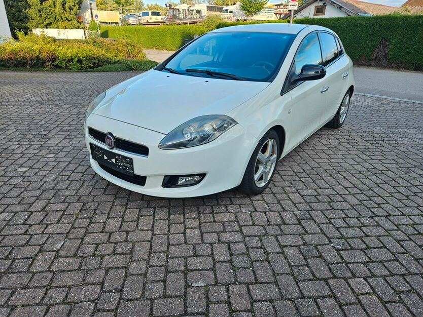 Fiat Bravo 142.000 km 2.300 € Rosenheim 83026