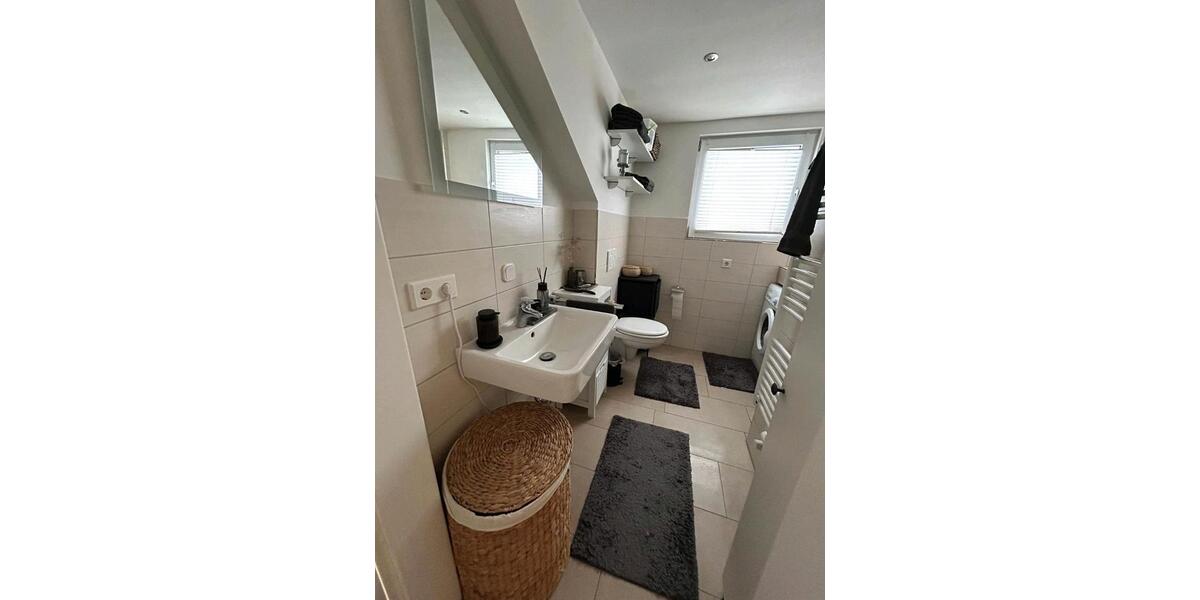 Dachgeschoßwohnung Eldingen - 4 Zimmer, 70 m&sup2;, 620&euro; | Angebot:26704029