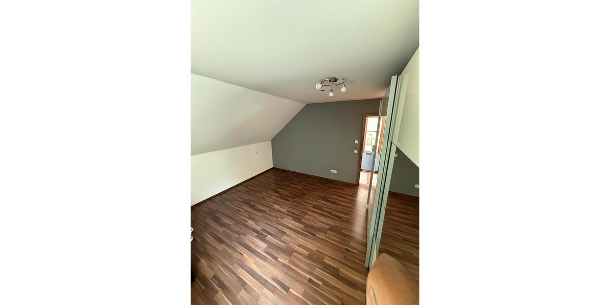 Doppelhaushälfte Reutlingen Sondelfingen - 7 Zimmer, 187 m&sup2;, 849.000&euro; | Angebot:26978129