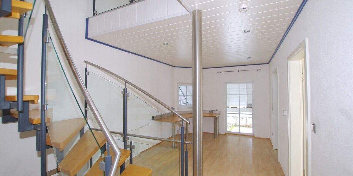 Doppelhaushälfte Lupburg - 4 Zimmer, 170 m&sup2;, 1.440&euro; | Angebot:25390918