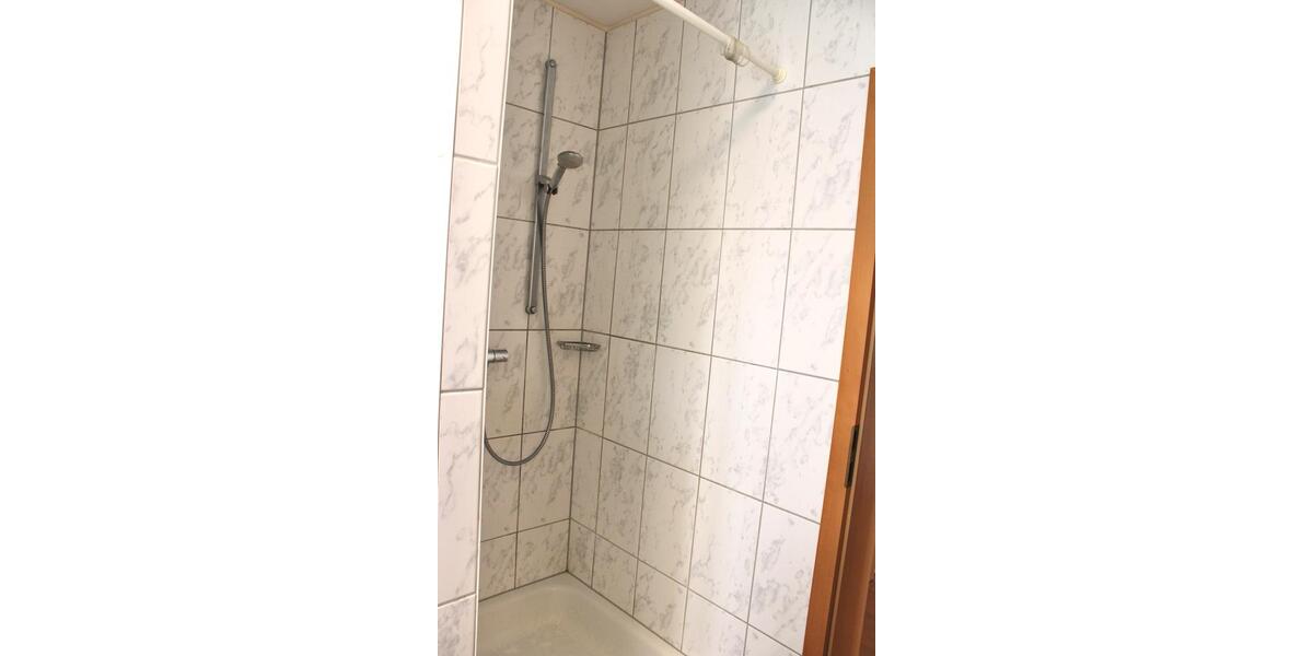 Erdgeschoßwohnung Tübingen Lustnau - 4 Zimmer, 91 m&sup2;, 465.000&euro; | Angebot:25783683