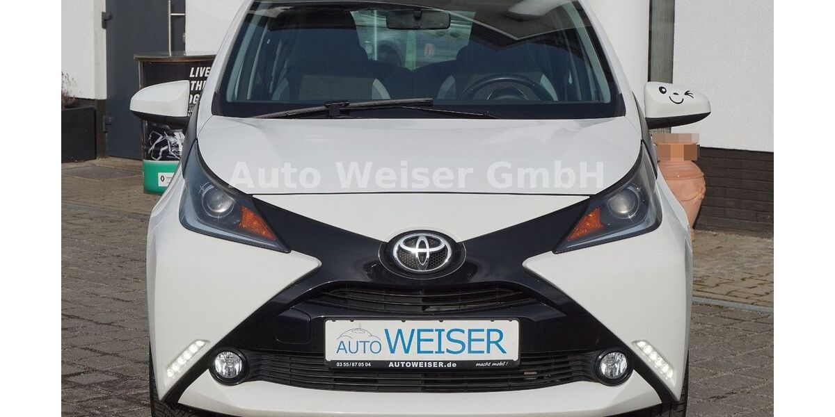 Toyota Aygo (X) 44.000 km 7.900 &euro; Cottbus-Sielow 03055