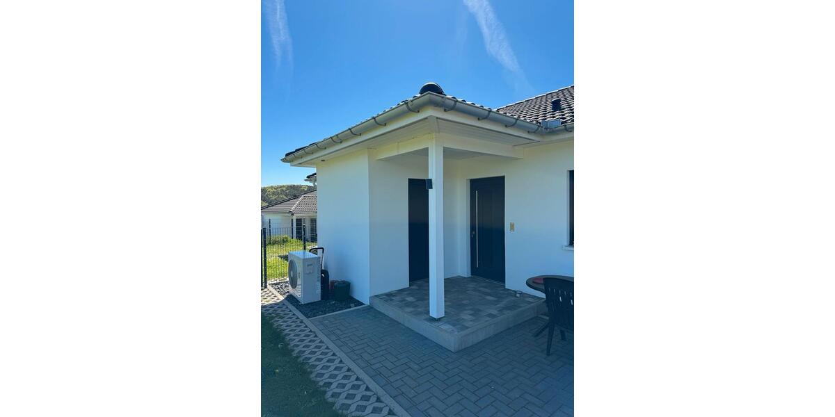 Einfamilienhaus Hohenroth - 5 Zimmer, 137 m&sup2;, 1.450&euro; | Angebot:26462337