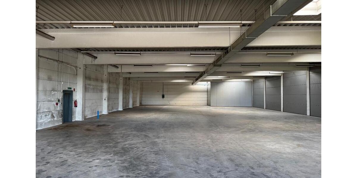 Gewerbeflächen Hallen für Lager und Produktion zu vermieten zimmer
