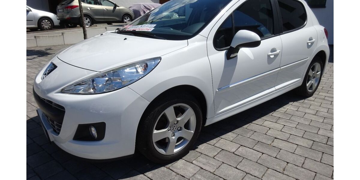 Peugeot 207 24.800 km 6.800 &euro; Geislingen bei Balingen 72351