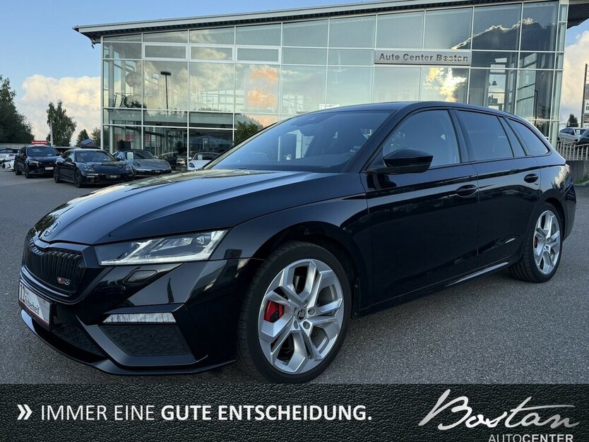 Skoda Octavia RS 2.0 TSI/PANORAMA/VIRTUAL/NAVI/1.HAND 52.053 km 29.900 € Villingen-Schwenningen 78054