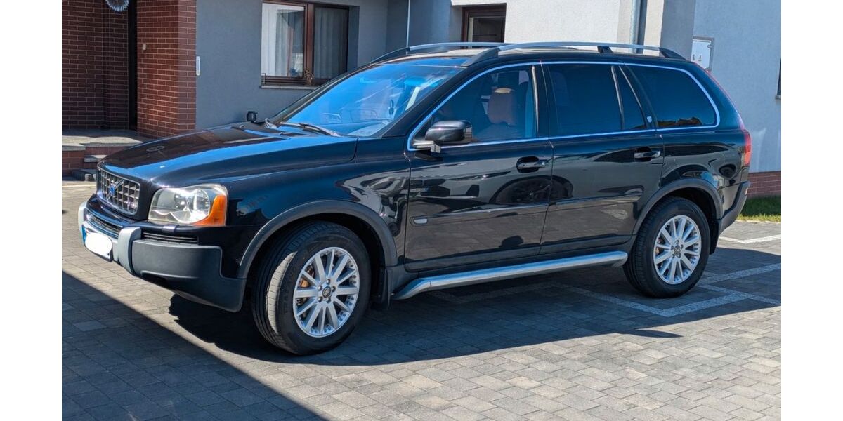 Volvo XC90 134.000 km 14.800 &euro; Meißen 01662