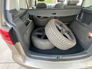 VW Touran Comfortline BMT/Standhzg/ 150.000 km 9.290 &euro; Troisdorf 53844