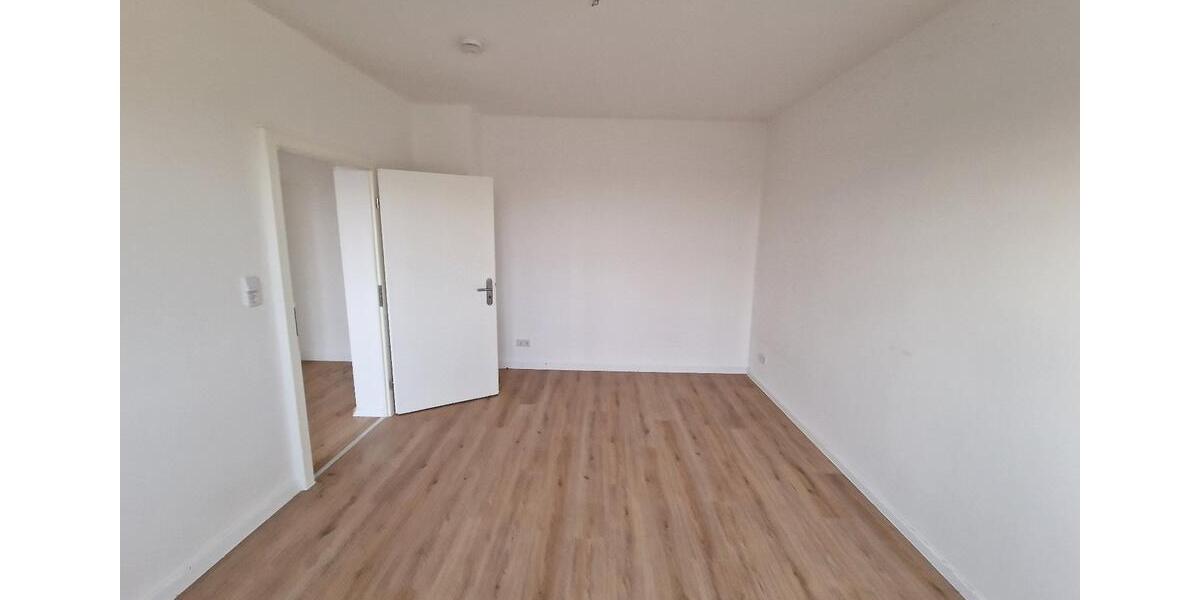 Etagenwohnung Kitzscher - 2 Zimmer, 46 m&sup2;, 295&euro; | Angebot:25852922