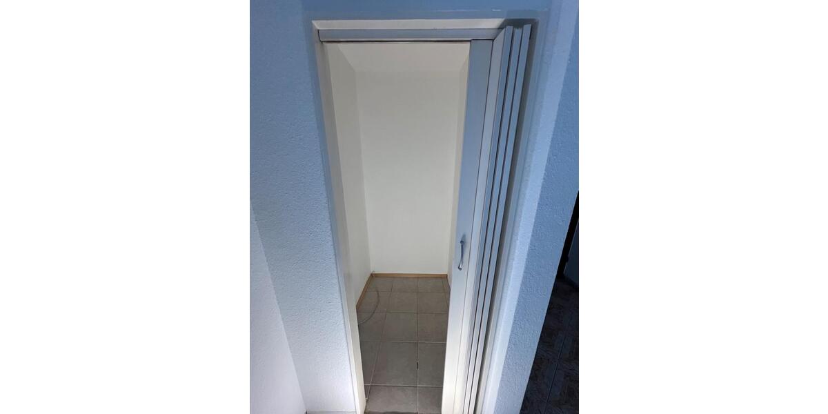 Etagenwohnung Bad Waldsee - 2 Zimmer, 79 m&sup2;, 1.060&euro; | Angebot:26237173