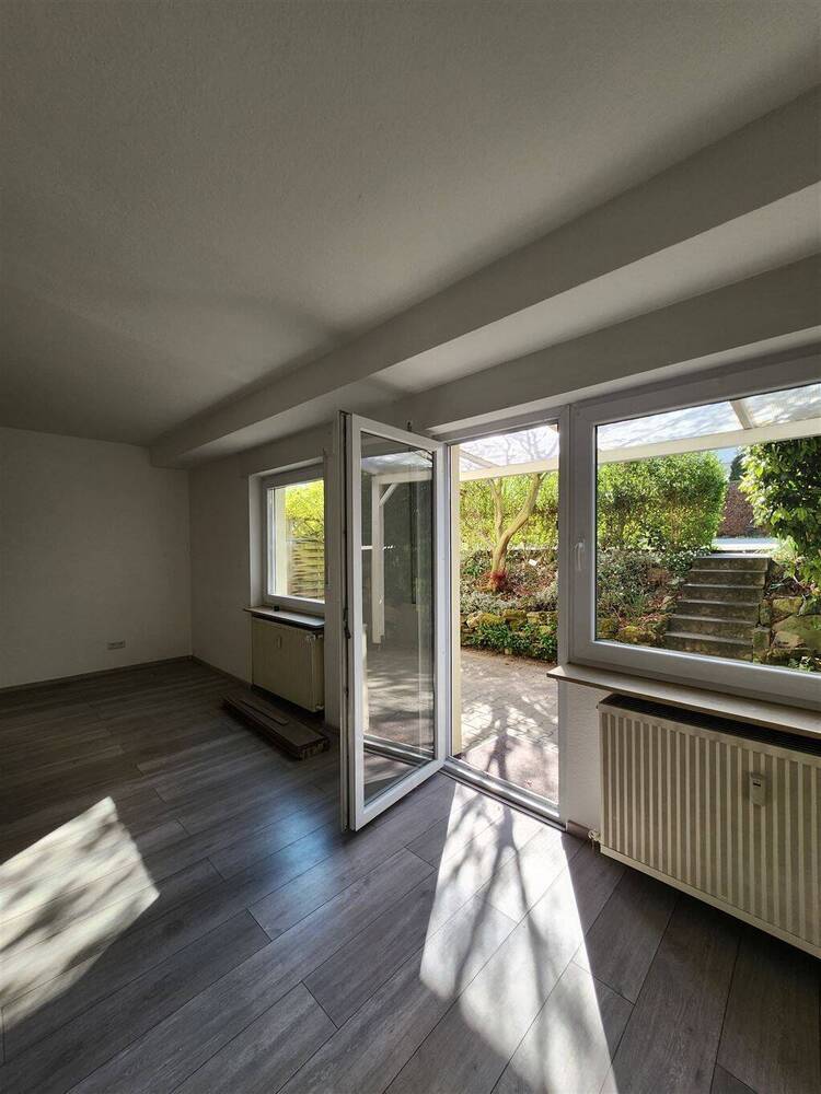 2 Zimmer Terrassenwohnung in Stadtnähe