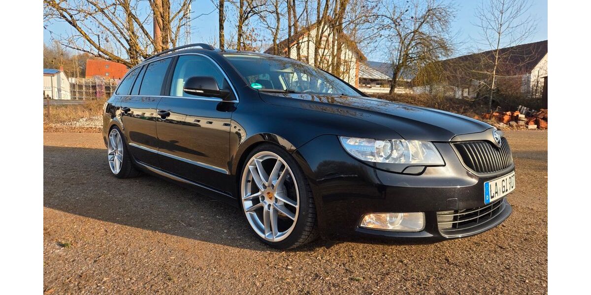 Skoda Superb 221.990 km 8.490 &euro; Essenbach 84051