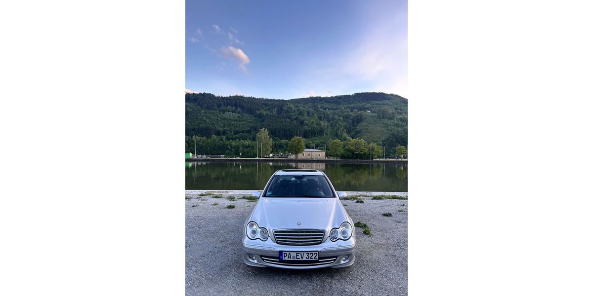 Mercedes-Benz C 280 182.000 km 7.999 &euro; Obernzell 94130