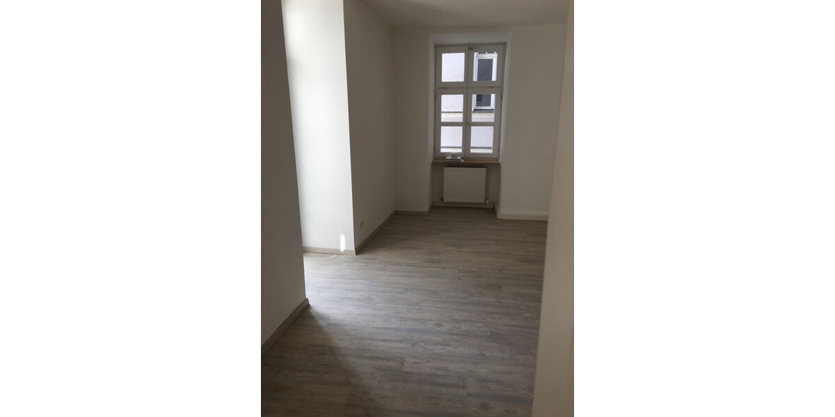 neu renovierte 5-Zi Wohnung in Amberg-Altstadt, hell und ruhig gelegen - 5- Amberg | Angebot:27142338