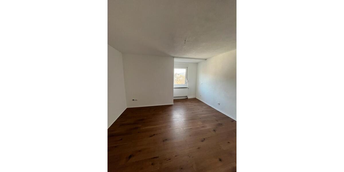 Einfamilienhaus Siegen Eiserfeld - 7 Zimmer, 135 m&sup2;, 260.000&euro; | Angebot:26904115