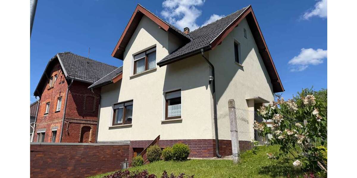 Einfamilienhaus Rödental - 5 Zimmer, 110 m&sup2;, 149.000&euro; | Angebot:26694398