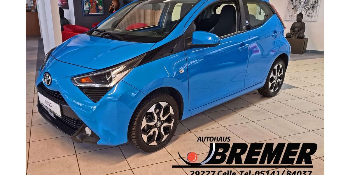 Toyota Aygo (X) 15.800 km 10.850 &euro; Celle 29227