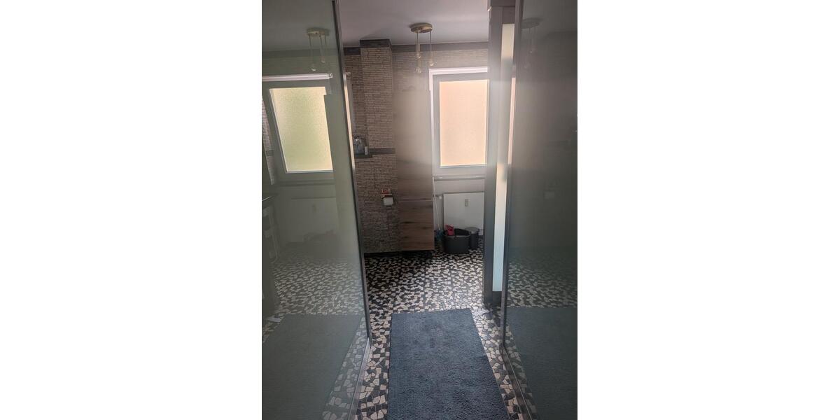 Etagenwohnung Neutraubling - 4 Zimmer, 97 m&sup2;, 430.000&euro; | Angebot:27296996