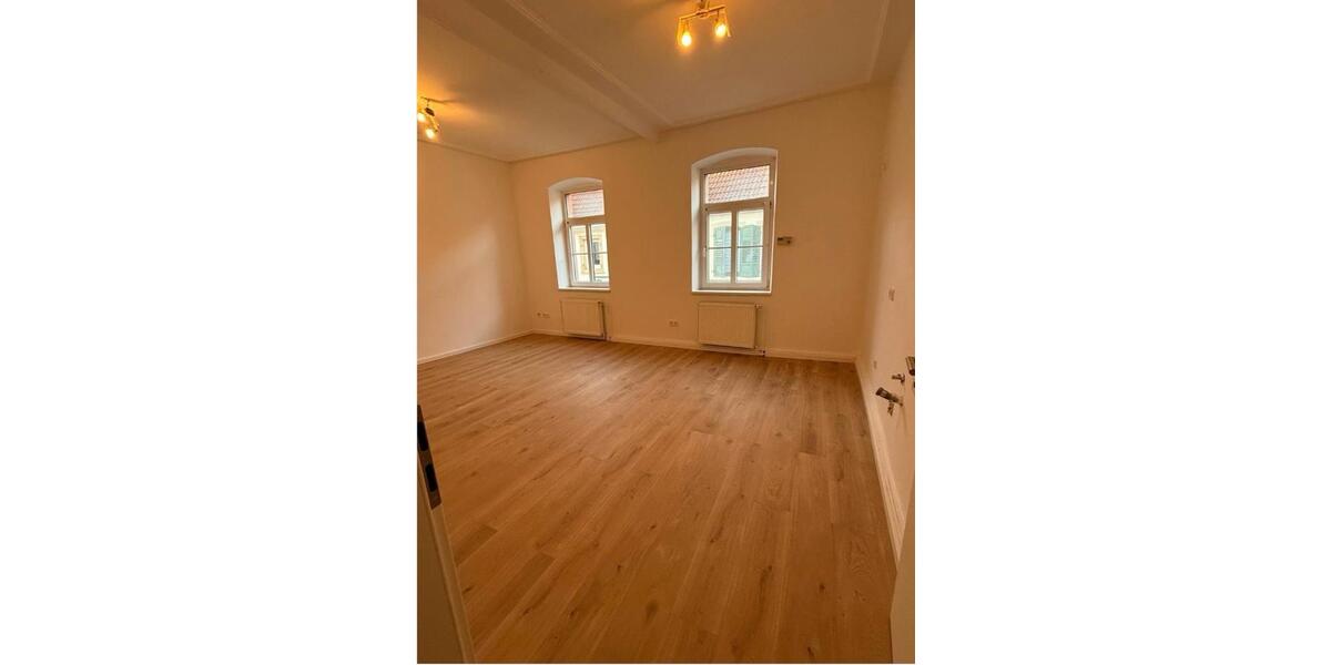2 ZKB frisch renoviert Stellplatz 52 m² Edenkoben Zentrum 2 zimmer