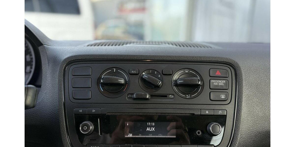 Skoda Citigo 1.0 TSI Cool Edition KLIMA/LED/ISOFIX/AUX 78.877 km 6.900 &euro; Villingen-Schwenningen 78054