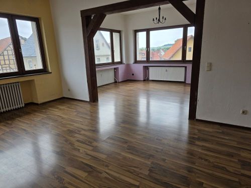 Großzügiges Wohnhaus in 96126 Ermershausen Haßfurt (ID 10536) - Einfamilienhaus Ermershausen Ermershausen , Unterfr | Angebot:25982322