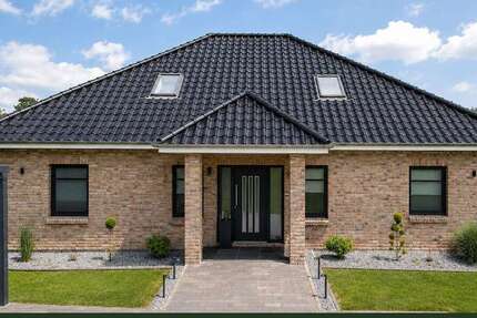 Haus Großheide / Westermoordorf Westermoordorf - 6 Zimmer, 208 m&sup2;, 495.000&euro; | Angebot:26791685