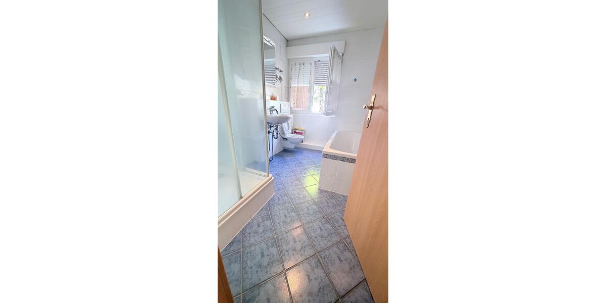 Erdgeschoßwohnung Wiesloch - 3 Zimmer, 105 m&sup2;, 1.299&euro; | Angebot:26285269