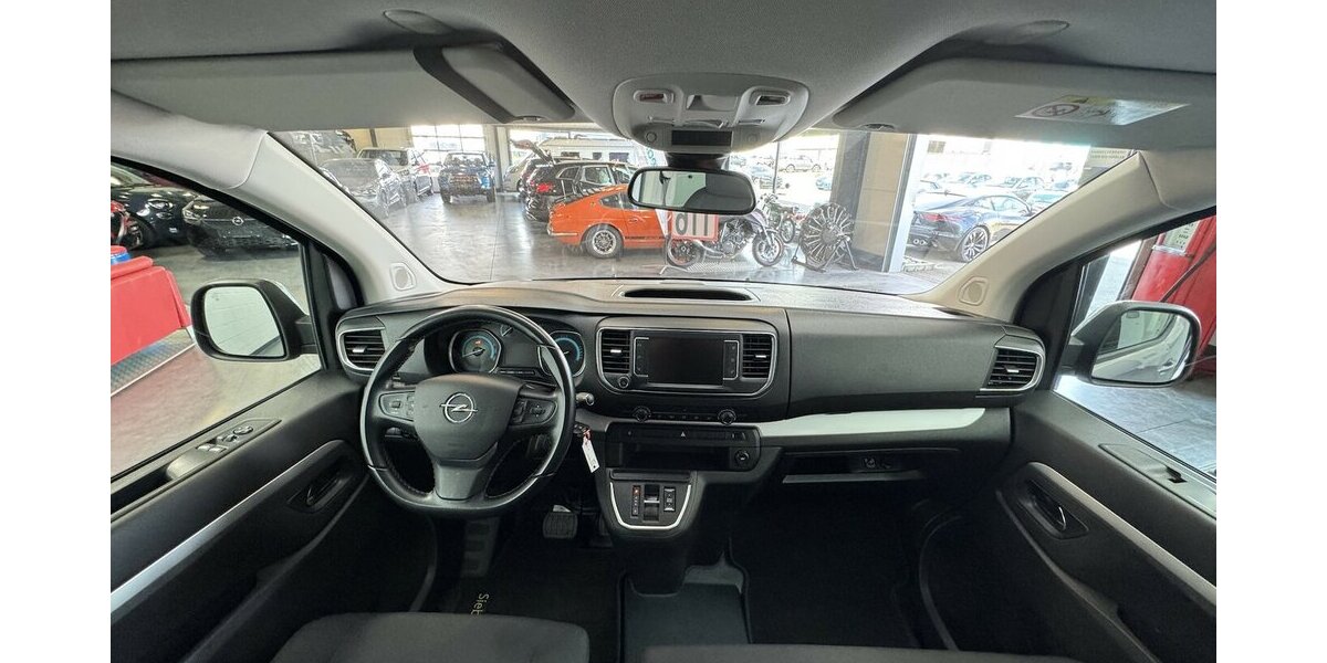 Opel Zafira Life -e Selection M 75kWh 9 Sitzer CAM 29.800 km 31.990 &euro; Lich 35423