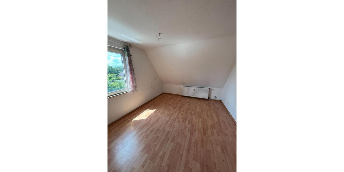 Dachgeschoßwohnung Ennigerloh - 3 Zimmer, 47 m&sup2;, 85.000&euro; | Angebot:26875515