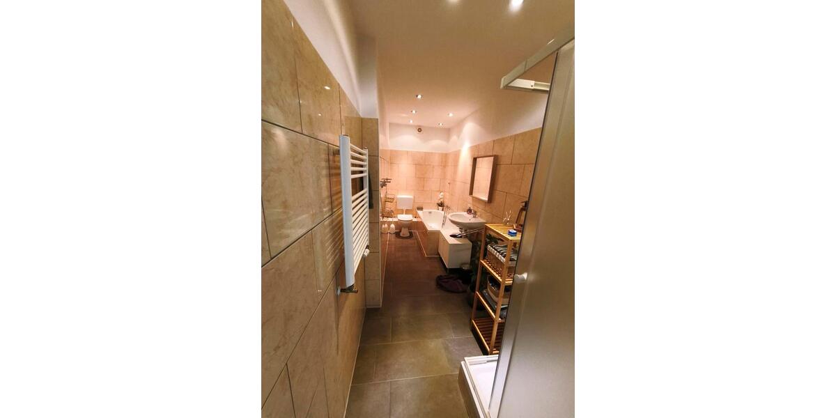 Etagenwohnung Königslutter am Elm - 5 Zimmer, 124 m&sup2;, 980&euro; | Angebot:25255396