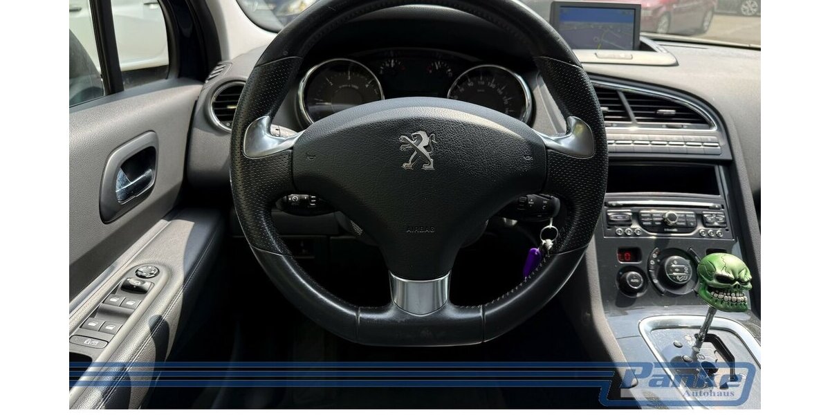 Peugeot 5008 Allure*HU-D*Pano*R-Cam*LED-T*Video*SHZ* 119.822 km 9.990 &euro; Berlin 13187