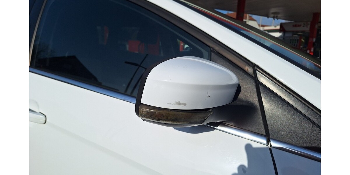 Ford Focus Champions Edition 267.985 km 3.500 &euro; Gelsenkirchen 45879